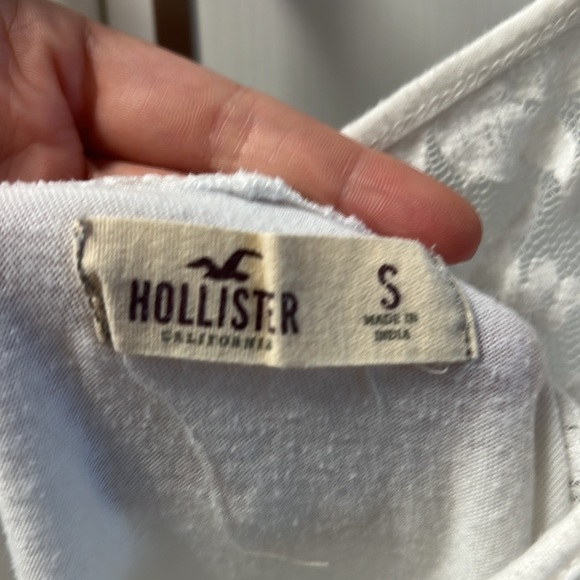 Hollister dainty white button back tank- S - Picture 3 of 5
